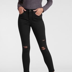 Distressed Black Skinny Jeans